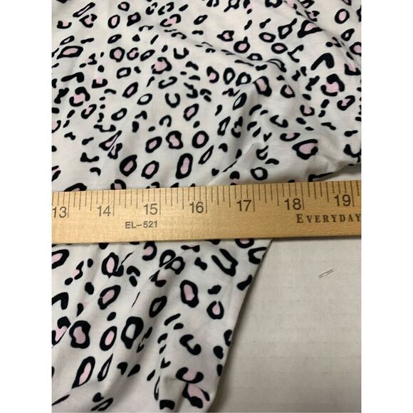 Cheetah Patterned Dress - Picture 5 of 7